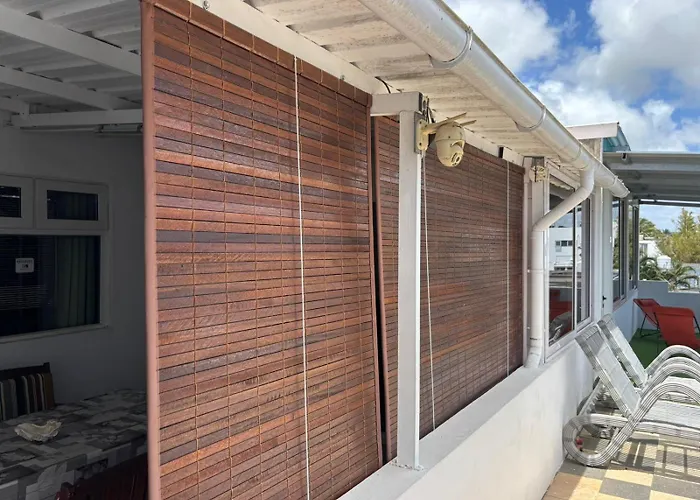 Corinne Villa 300M From The Beach